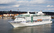 Bateau de croisire au port de Stockholm